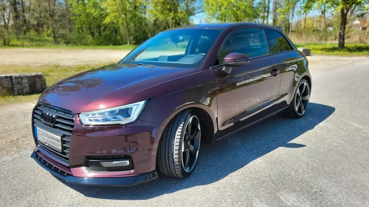 Gebraucht Audi A1 Sport 95 PS (69 kW) 2015 Rot Kleinwagen