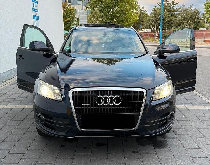 Blau Gebraucht 2008 Audi Q5 SUV | 11.500 € (Fairer Preis) - Bild 1/4