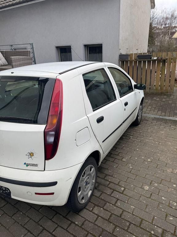 Gebraucht Fiat Punto 60 PS (44 kW) 2005 Weiß Kleinwagen
