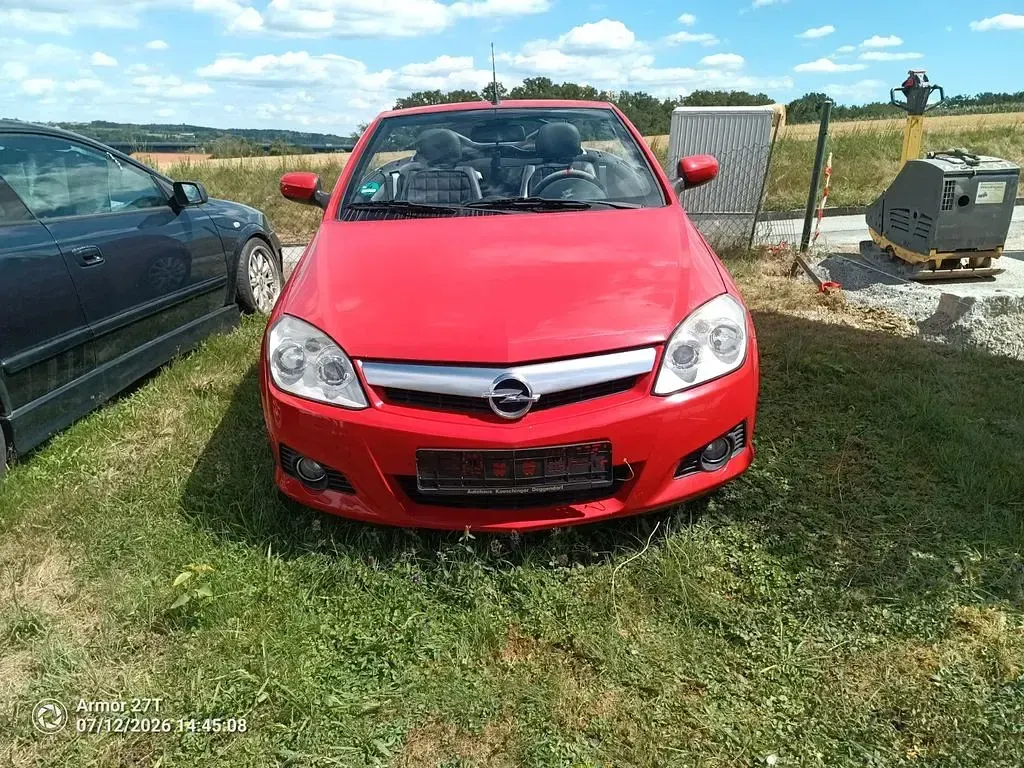 Gebraucht Opel Tigra Cosmo 90 PS (66 kW) 2005 Rot Cabrio