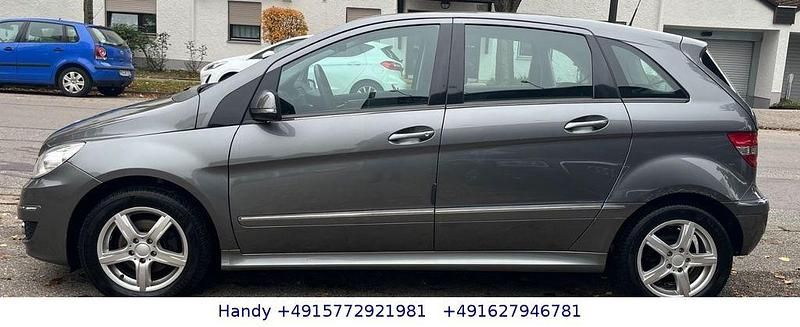 Gebraucht Mercedes B180 109 PS (80 kW) 2008 Mountaingrau Van / Kleinbus