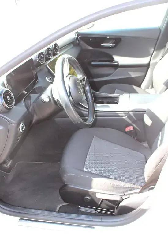 Gebraucht Mercedes C200 163 PS (119 kW) 2022 Weiß Kombi