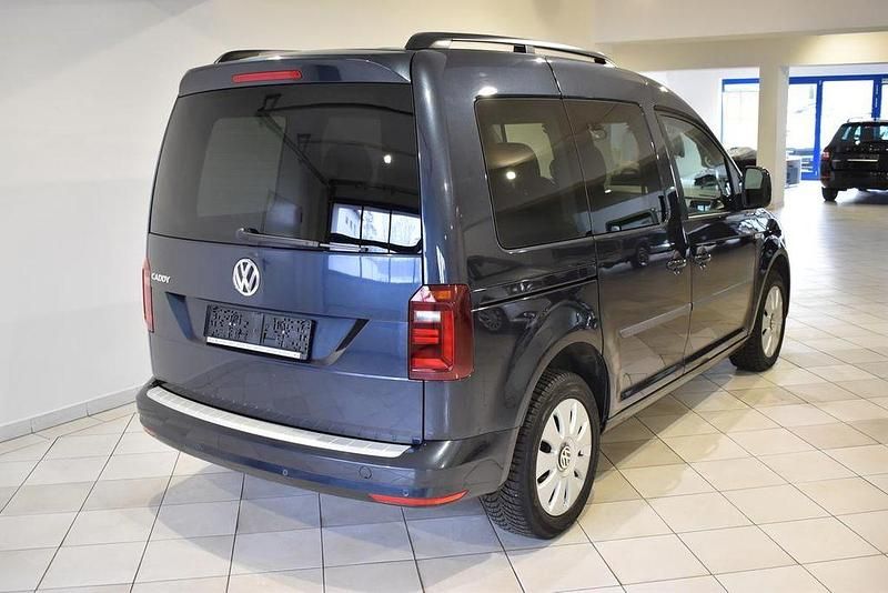 Gebraucht VW Caddy 150 PS (110 kW) 2019 Starlight blue metallic Van / Kleinbus