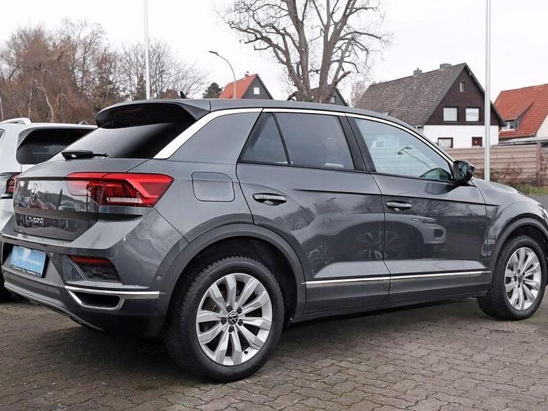 Gebraucht VW T-Roc 150 PS (110 kW) 2021 Grau SUV