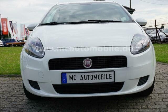 Gebraucht Fiat Grande Punto 65 PS (47 kW) 2010 Weiß Kleinwagen
