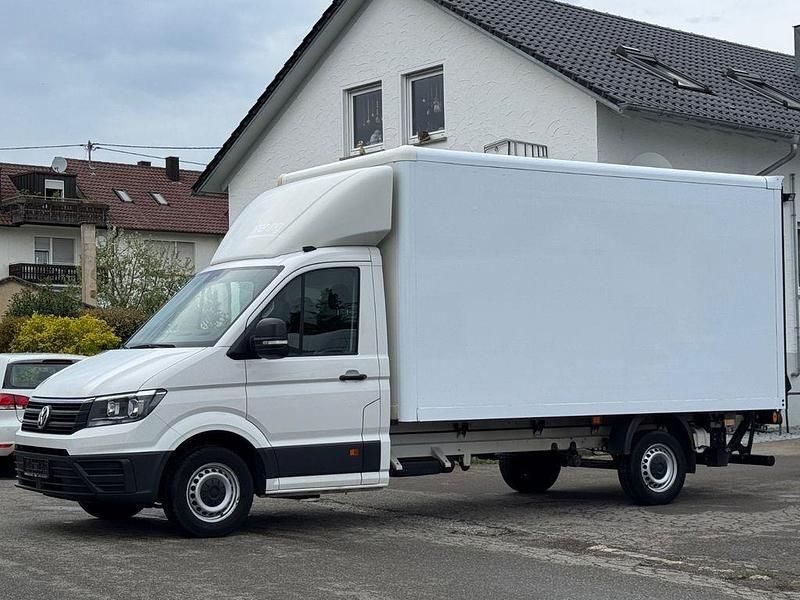 Weiß Gebraucht 2019 VW Crafter Van | 31.990 € (Teuer) - Bild 1/4