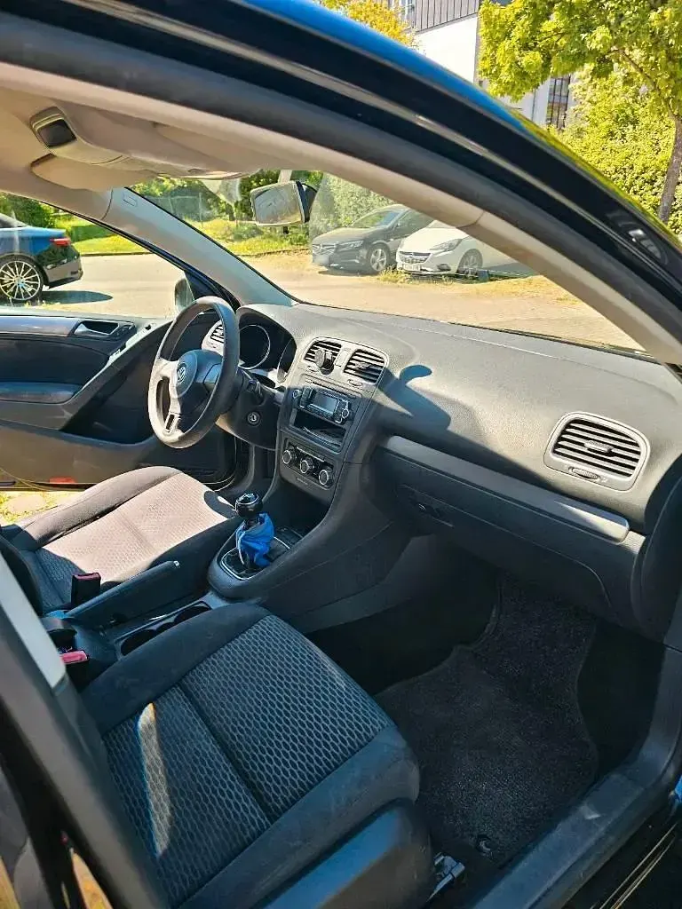 Gebraucht VW Golf VI 80 PS (58 kW) 2009 Schwarz Kleinwagen
