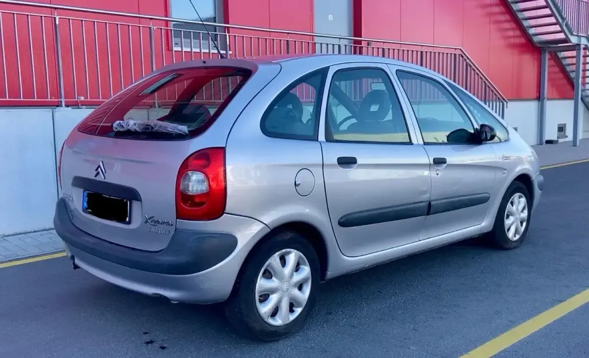 Gebraucht Citroën Xsara 85 PS (62 kW) 2001 Grau Van / Kleinbus