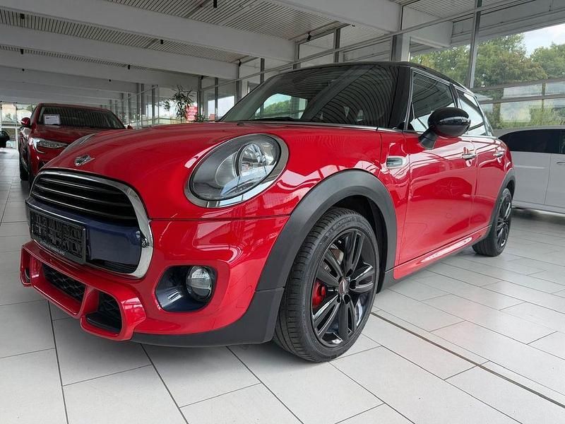 Rot Gebraucht 2017 Mini Cooper Kleinwagen | 13.991 € (Guter Preis) - Bild 1/4