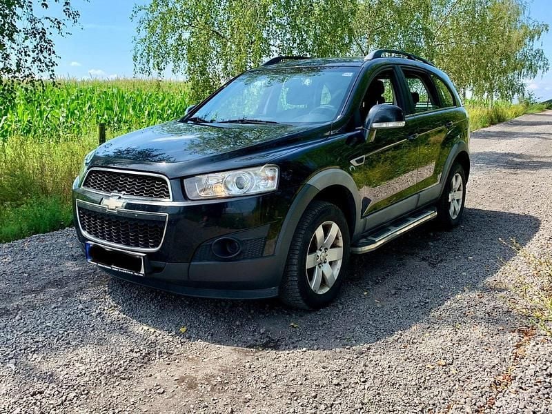 Schwarz Gebraucht 2012 Chevrolet Captiva SUV | 3.499 € (Guter Preis) - Bild 1/4