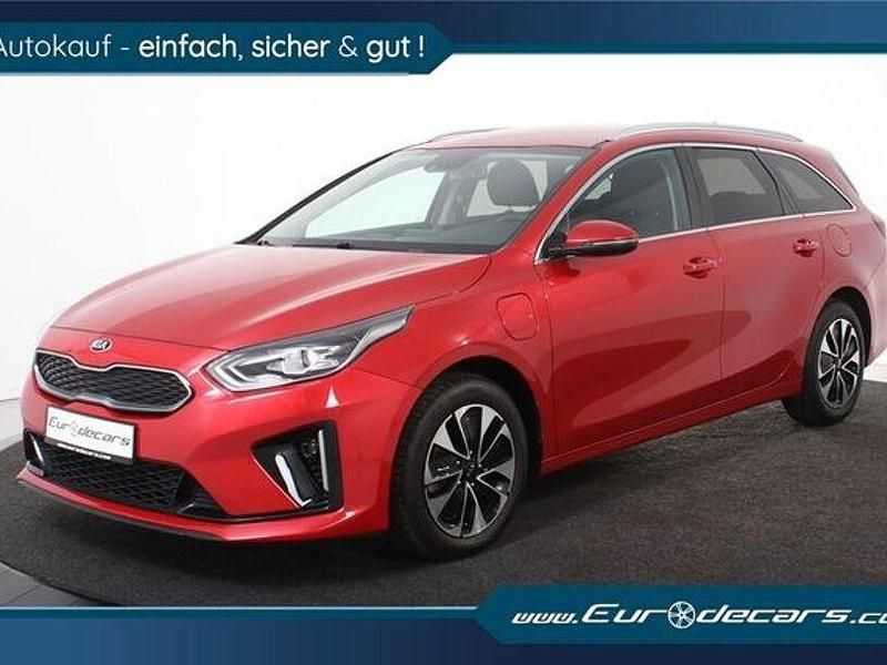 Rot Gebraucht 2021 Kia Ceed Sportswagon Kombi | 18.400 € (Fairer Preis) - Bild 1/4