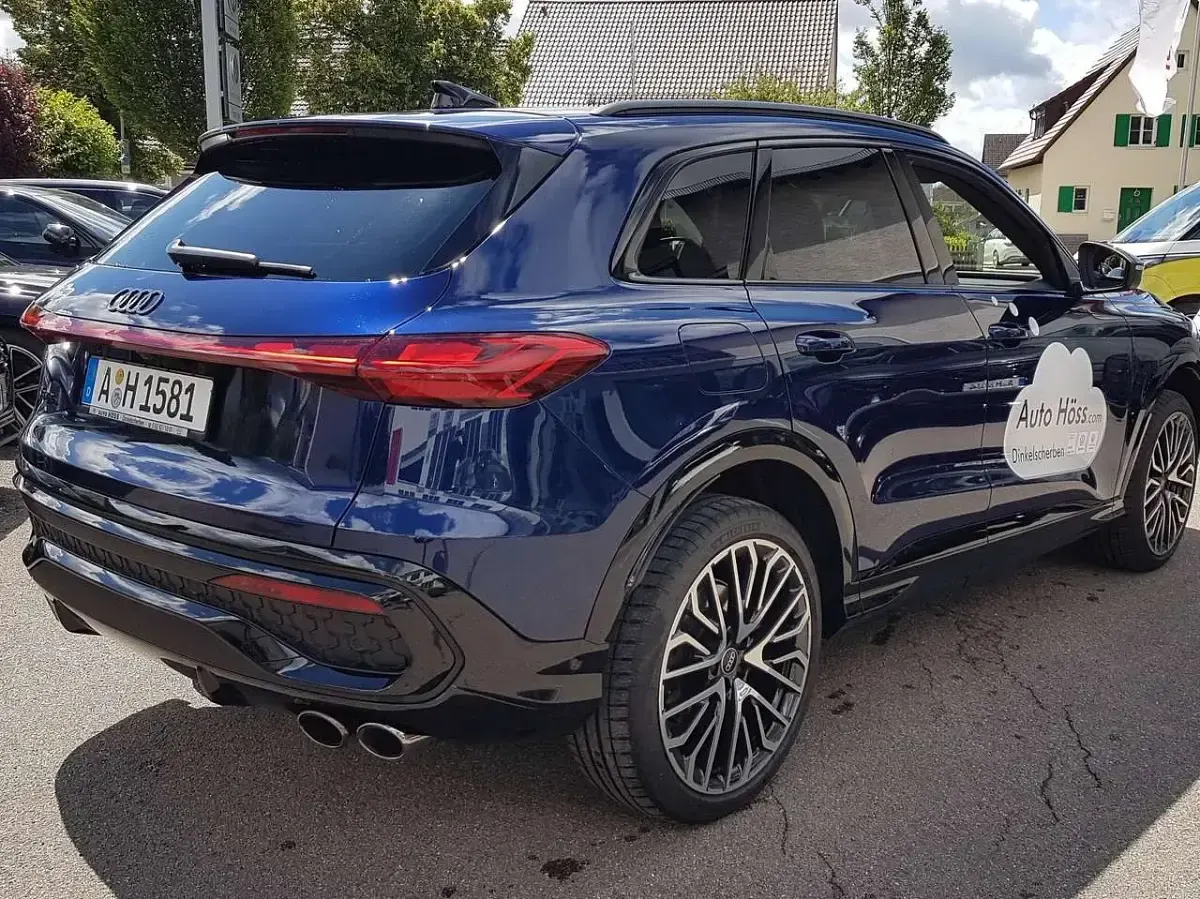 Gebraucht Audi SQ5 367 PS (269 kW) 2026 Navarrablau metallic SUV