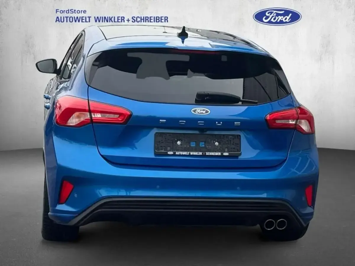 Gebraucht Ford Focus ST-Line X 150 PS (110 kW) 2021 Dynamicblau metallic Limousine