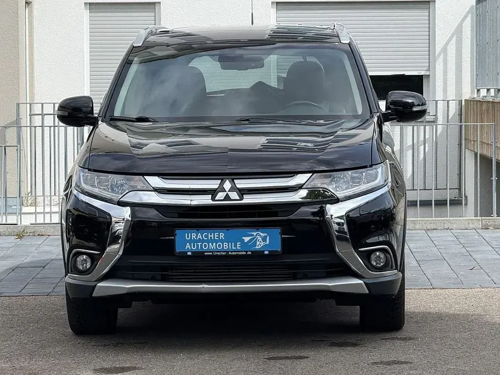 Gebraucht Mitsubishi Outlander Top 150 PS (110 kW) 2016 Schwarz SUV
