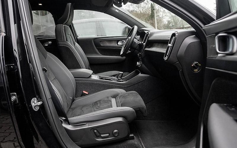 Gebraucht Volvo XC40 Ultimate 169 kW (231 PS) 2023 Schwarz SUV