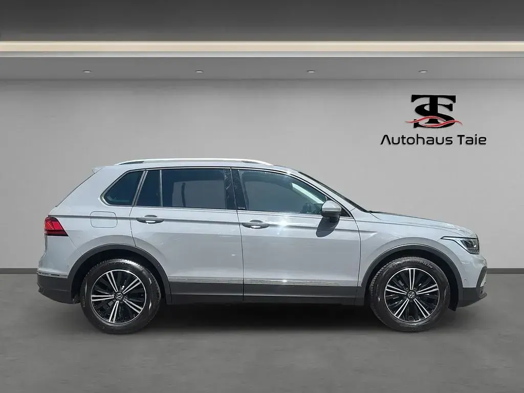 Gebraucht VW Tiguan Active 150 PS (110 kW) 2022 Grau SUV