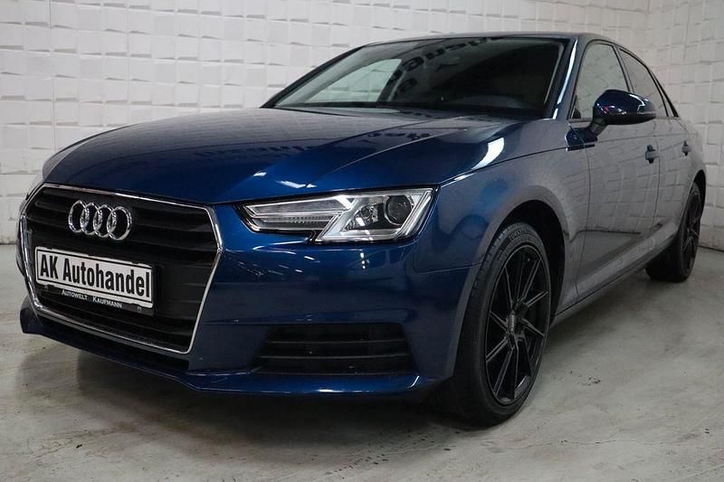 Blau Gebraucht 2016 Audi A4 Attraction Limousine | 14.490 € (Superpreis) - Bild 1/4