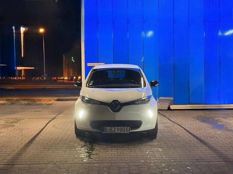 Gebraucht Renault Zoe 80 kW (109 PS) 2019 Weiß Kleinwagen
