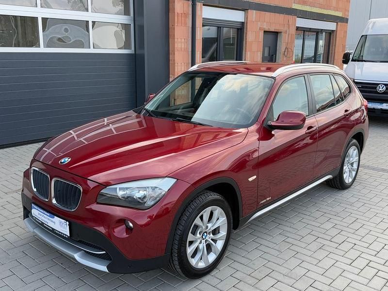 Gebraucht BMW X1 xLine 143 PS (105 kW) 2011 Rot SUV