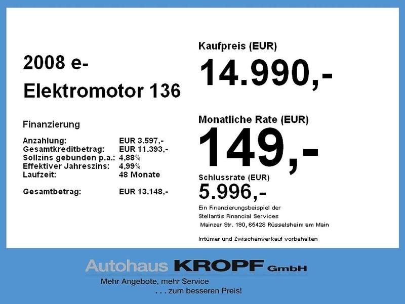 Gebraucht Peugeot e-2008 Active 100 kW (136 PS) 2022 Lackierung orange fusion/typ a SUV