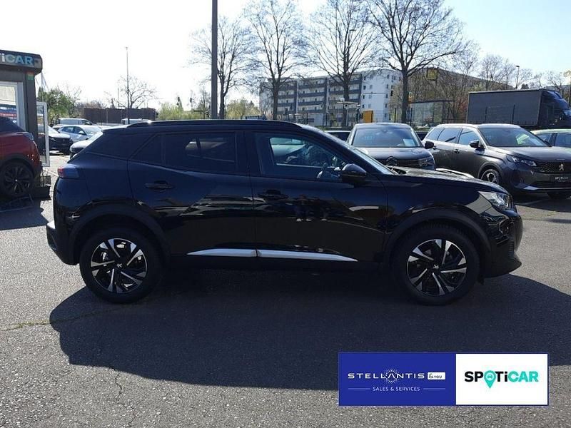 Gebraucht Peugeot 2008 Allure 101 PS (74 kW) 2022 Schwarz SUV