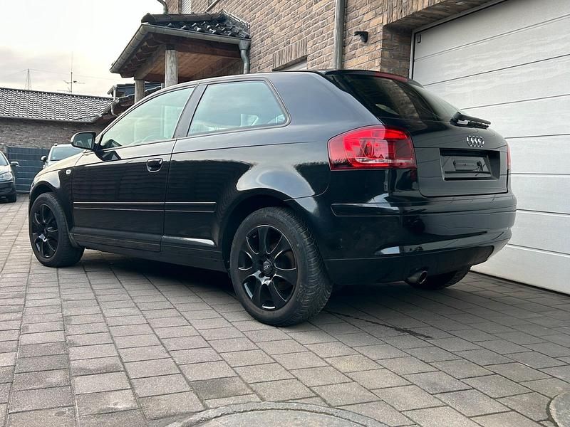 Gebraucht Audi A3 102 PS (75 kW) 2007 Schwarz Kleinwagen