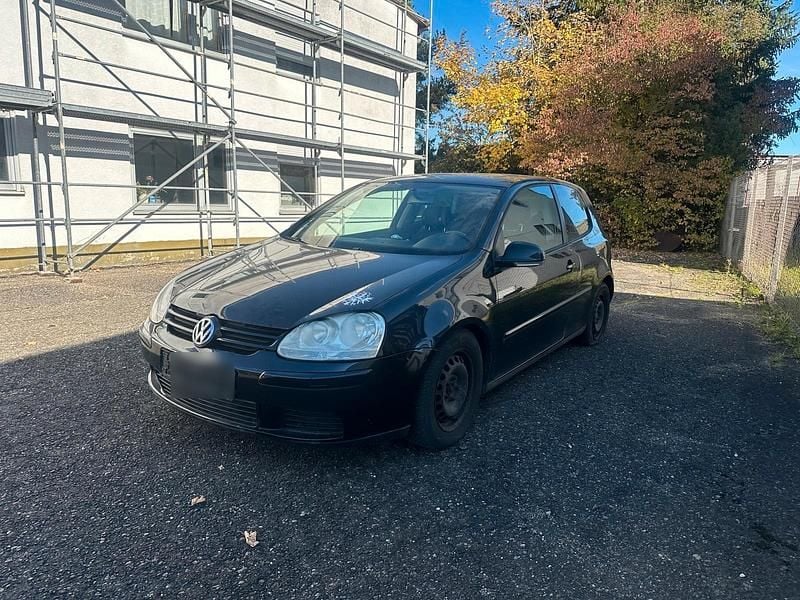 Schwarz Gebraucht 2005 VW Golf V Kleinwagen | 900 € (Superpreis) - Bild 1/4