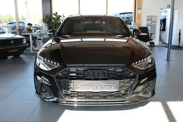 Gebraucht Audi A4 S-Line 204 PS (150 kW) 2024 Schwarz Kombi