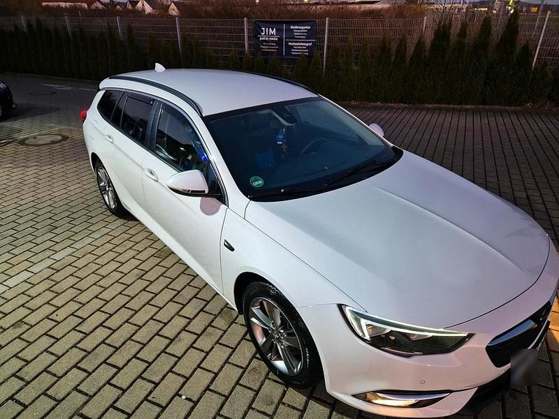 Gebraucht Opel Insignia 136 PS (100 kW) 2018 Schwarz Kombi