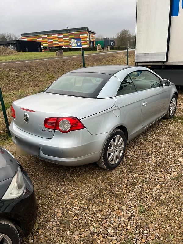 Gebraucht VW Eos 140 PS (102 kW) 2007 Silber Cabrio