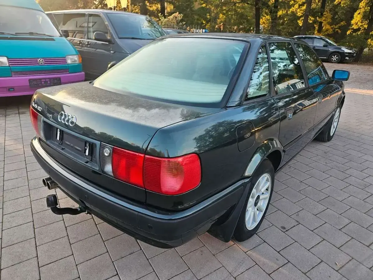 Używany Audi 80 90 KM (66 kW) 1992 Zielony Sedan/Limuzyna