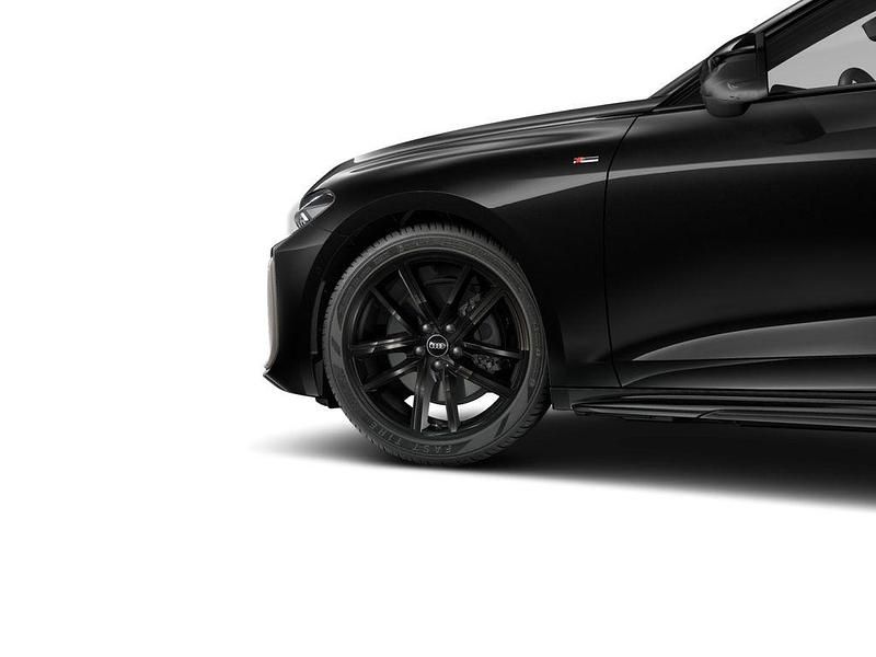 Gebraucht Audi A5 S-Line 204 PS (150 kW) 2025 Schwarz Kombi