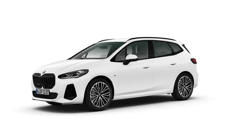 Gebraucht 2025 BMW 220 Active Tourer Luxury Line Van / Kleinbus | 31.640 € (Fairer Preis) - Bild 1/3