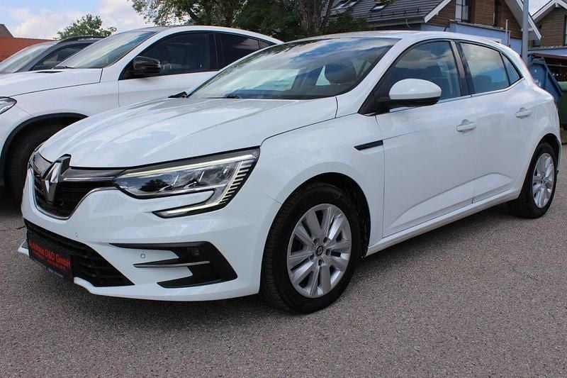 Weiß Gebraucht 2021 Renault Mégane IV Business Limousine | 14.900 € (Teuer) - Bild 1/4
