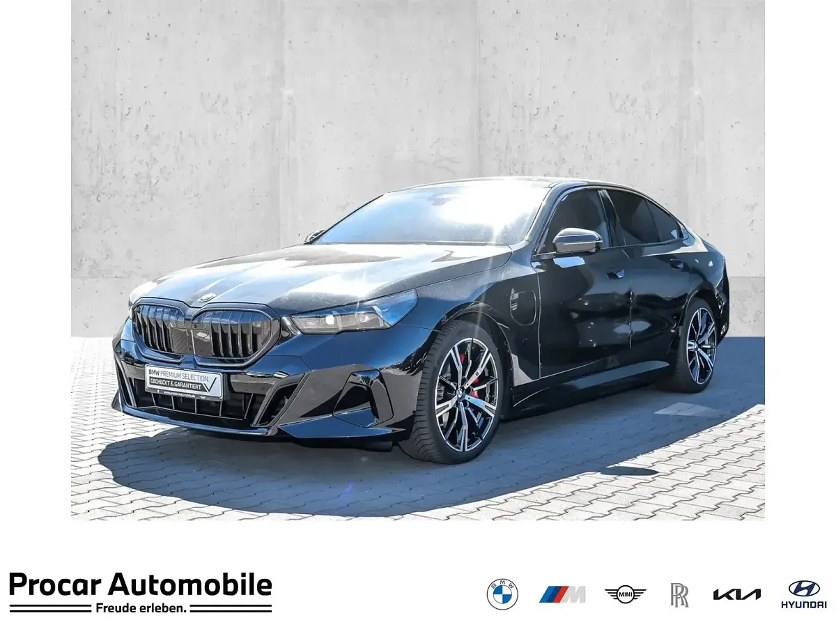Gebraucht BMW 550e M Sport 313 PS (230 kW) 2025 Limousine