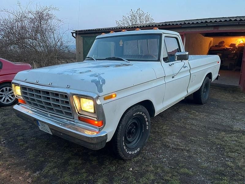 Gebraucht Ford V8 230 PS (169 kW) 1978 Weiß SUV