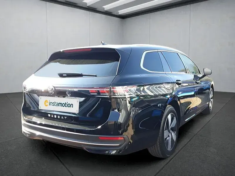 Neu VW Passat 204 PS (150 kW) 2026 Schwarz Kombi