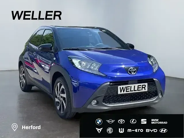 Gebraucht Toyota Aygo X Basis 72 PS (52 kW) 2025 Blau SUV