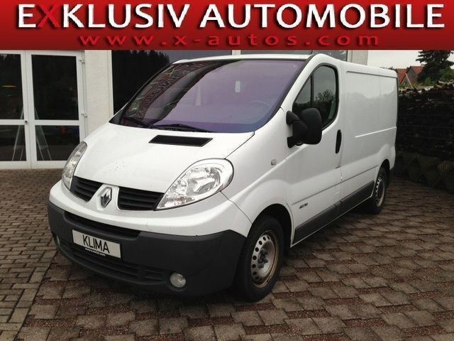 Gebraucht Renault Trafic 114 PS (83 kW) 2007 Weiß Van / Kleinbus