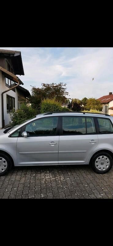 Silber Gebraucht 2004 VW Touran Van / Kleinbus | 1.200 € (Superpreis) - Bild 1/4