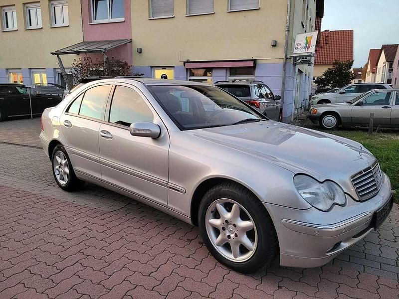 Gebraucht Mercedes C240 Elegance 170 PS (125 kW) 2000 Brillantsilber Limousine
