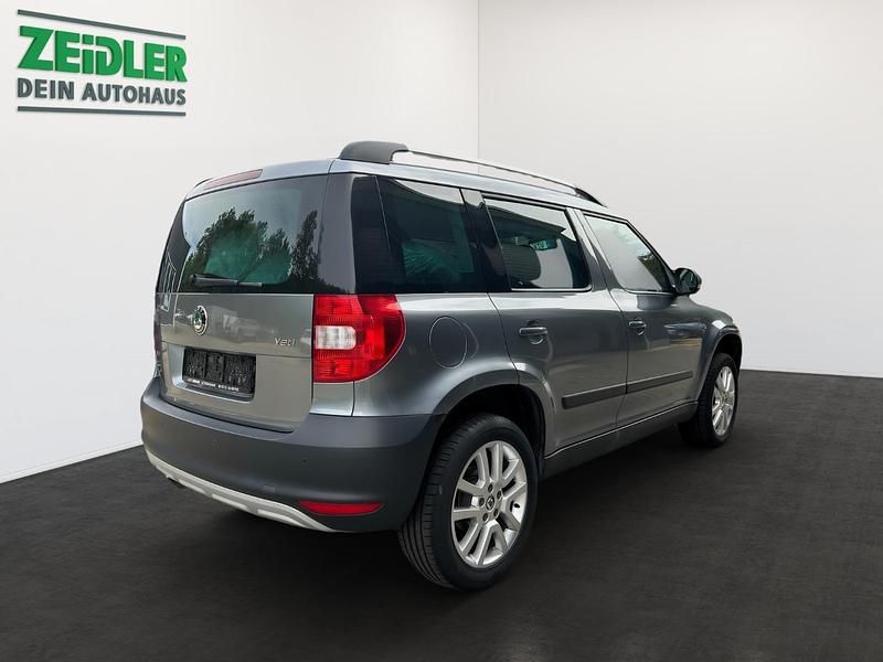 Gebraucht Skoda Yeti Experience 105 PS (77 kW) 2011 Grau SUV