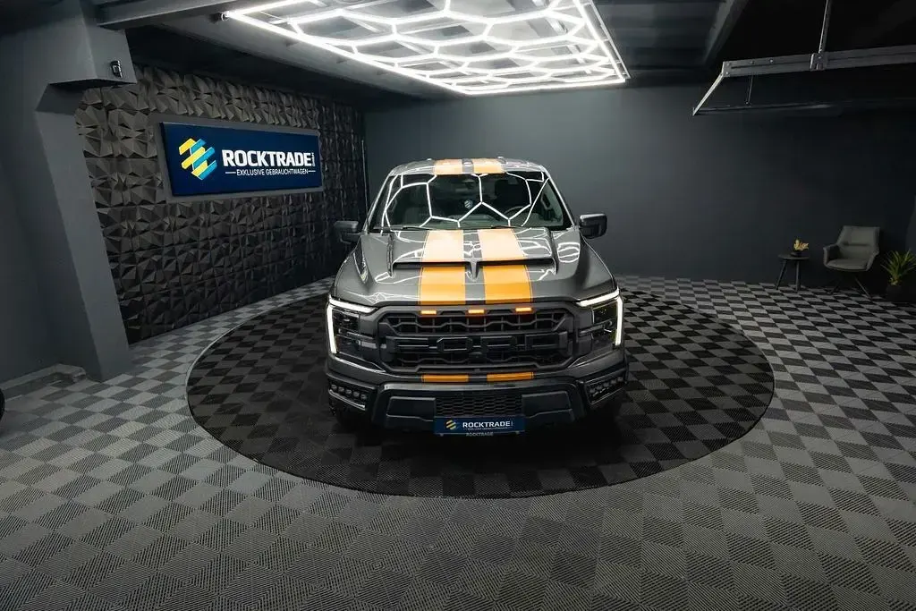 Gebraucht Ford V8 Raptor 405 PS (297 kW) 2025 Grau SUV