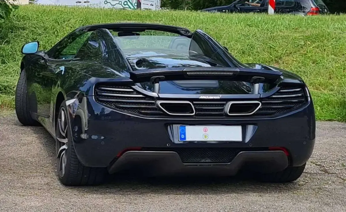 Gebraucht McLaren MP4-12C 625 PS (459 kW) 2013 Blau Cabrio