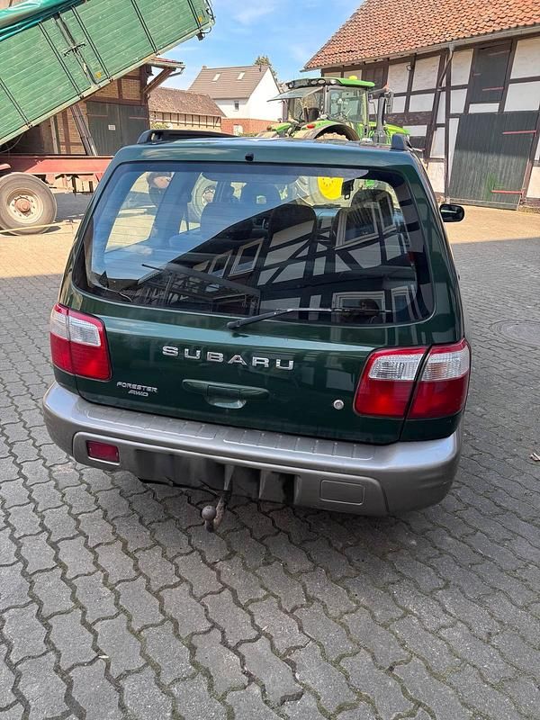 Gebraucht Subaru Forester 125 PS (91 kW) 2002 Grün SUV