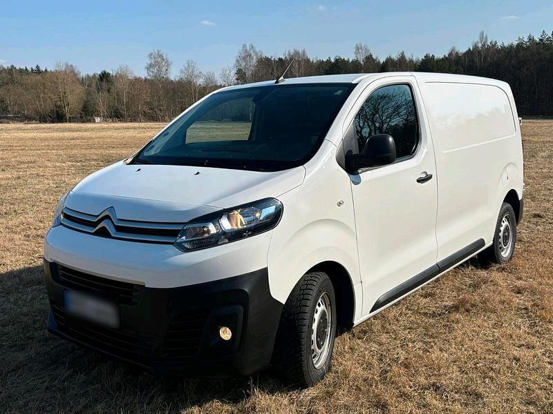 Gebraucht Citroën Jumpy 122 PS (89 kW) 2019 Weiß Van / Kleinbus
