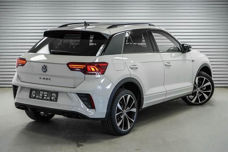 Neu VW T-Roc R-line 150 PS (110 kW) 2025 Ascotgrau metallic () SUV