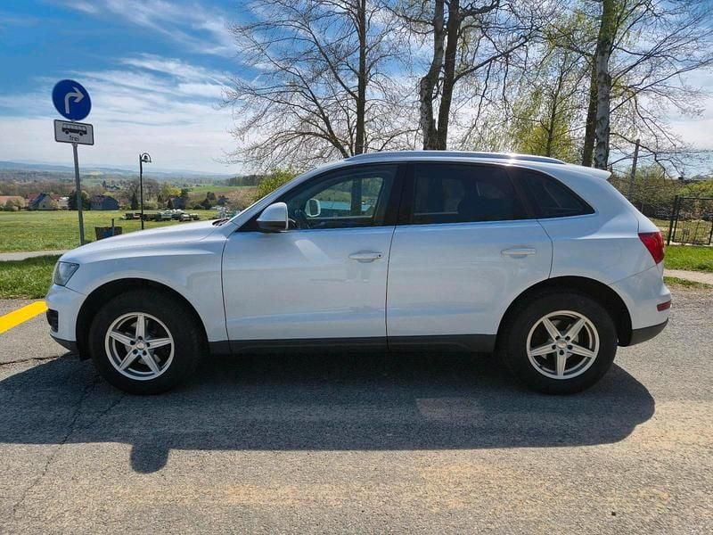 Gebraucht Audi Q5 170 PS (125 kW) 2009 Weiß SUV