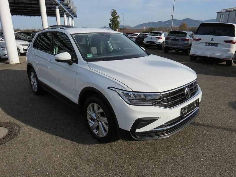 Weiß Gebraucht 2022 VW Tiguan Active SUV | 24.900 € (Fairer Preis) - Bild 1/4