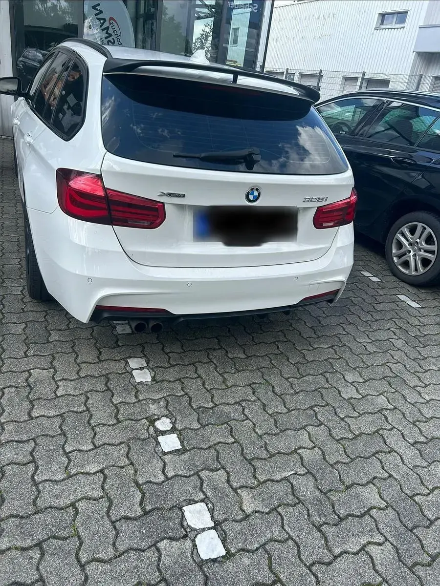 Gebraucht BMW 328 Sport Line 245 PS (180 kW) 2016 Weiß Kombi
